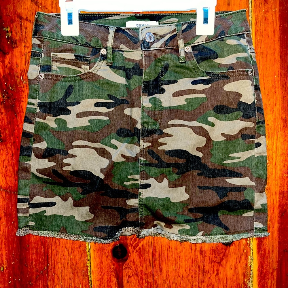 Green Camo Denim Skirt Size Small